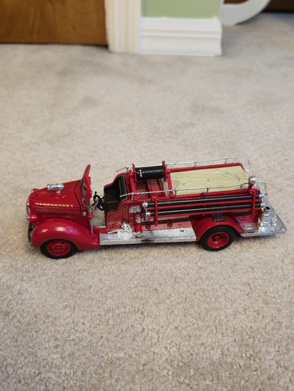 Vintage 1938 Ford Fire Engine 'Natl Motor Museum' 8" Length